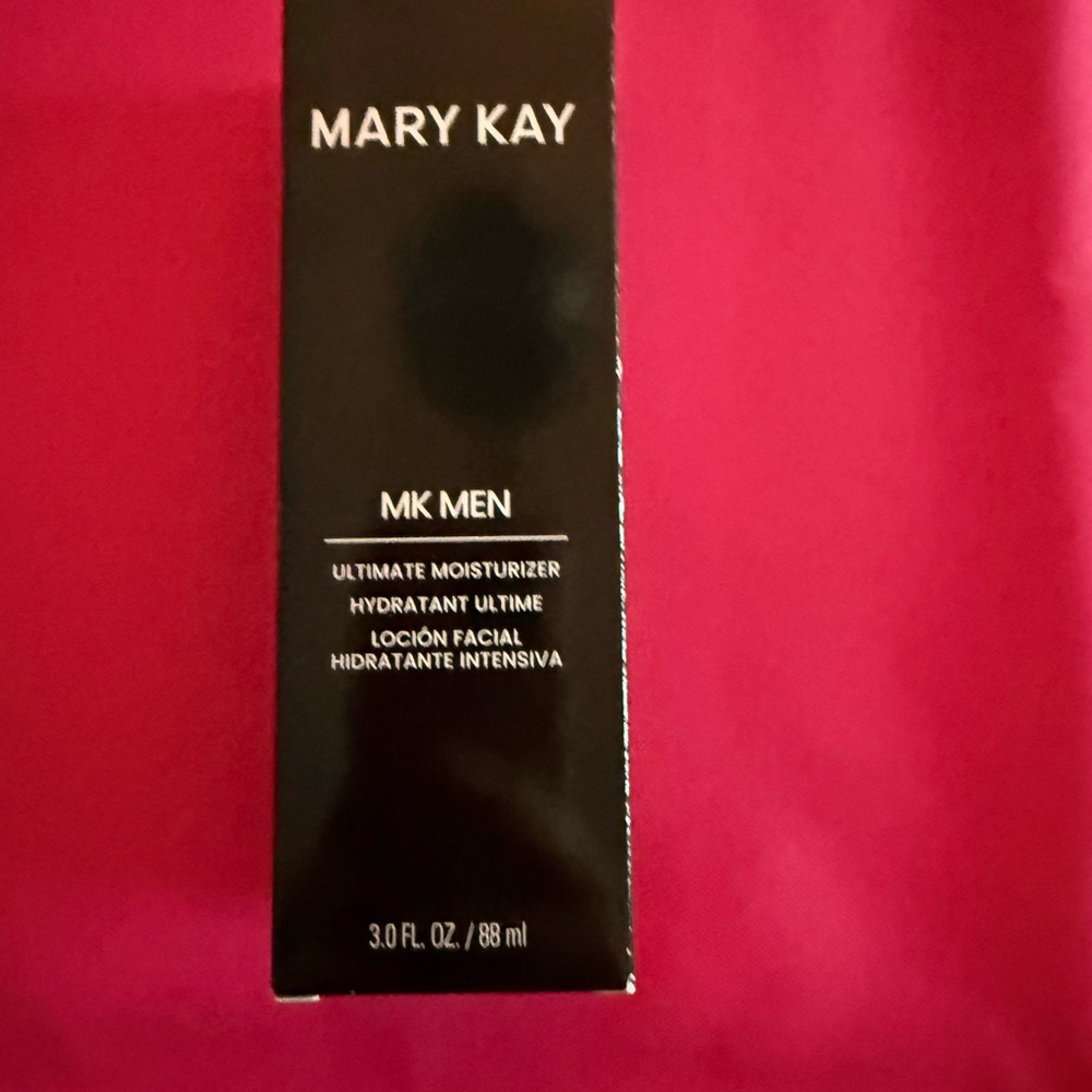 Mary Kay MK Men Ultimate Moisturizer – New in Box